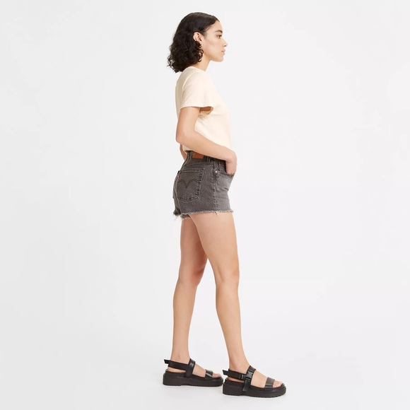 Levis 501 black high waisted shorts from Aritzia - Picture 7 of 8